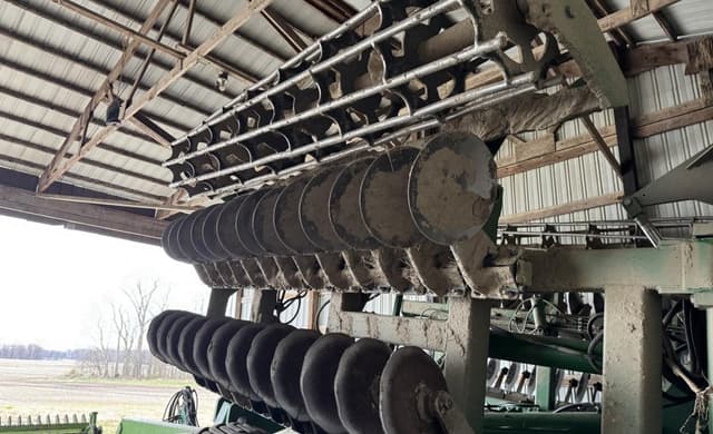 Image of John Deere 2680H equipment image 4