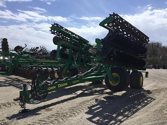 Image of John Deere 2680H equipment image 1