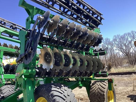 Image of John Deere 2680H equipment image 4