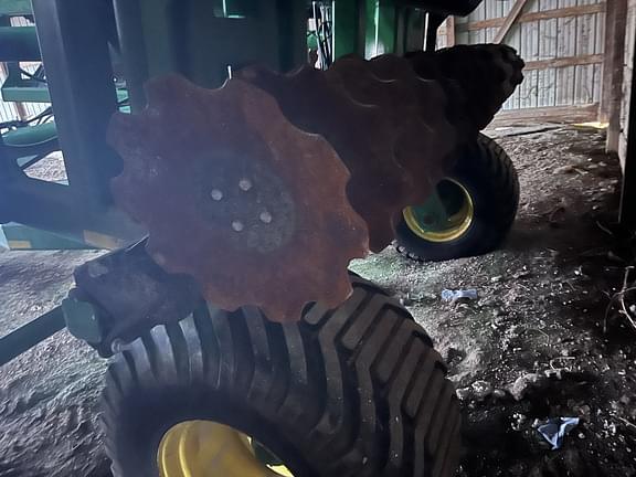 Image of John Deere 2680H equipment image 4