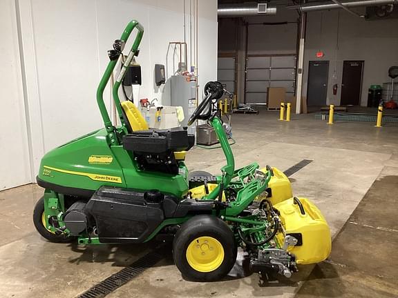 Image of John Deere 2700 equipment image 2