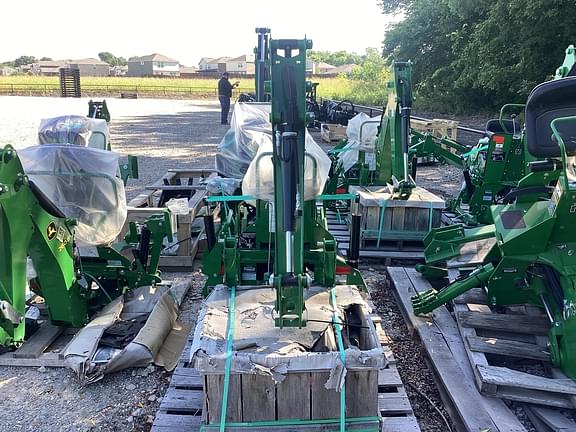 Image of John Deere 270B equipment image 2