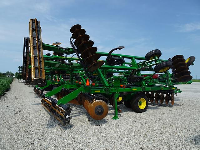 Image of John Deere 2720 equipment image 3