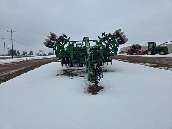 Image of John Deere 2730 equipment image 4