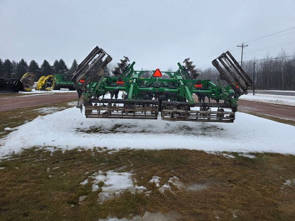 Image of John Deere 2730 equipment image 3