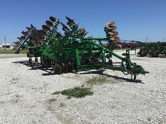 Image of John Deere 2730 equipment image 2