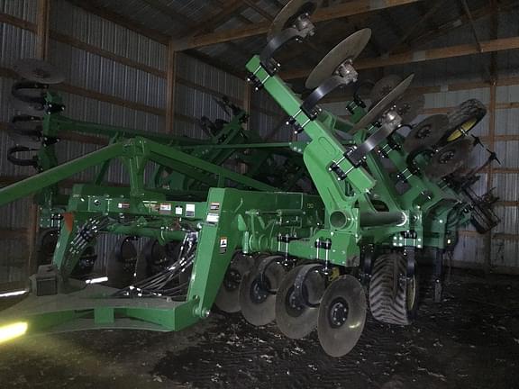 Image of John Deere 2730 Primary image