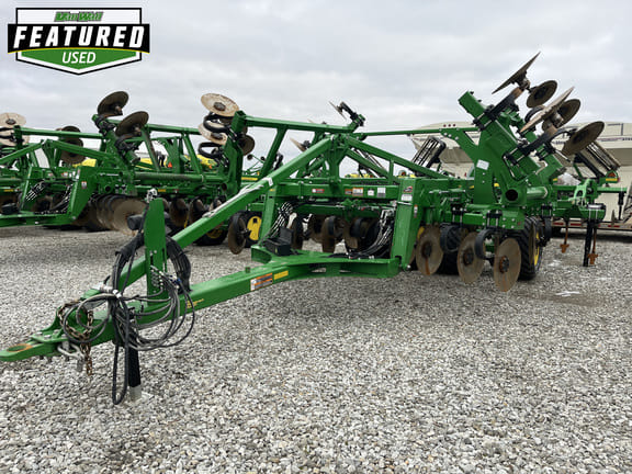 2023 John Deere 2730 Equipment Image0