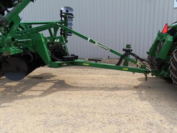 Image of John Deere 2730 equipment image 4