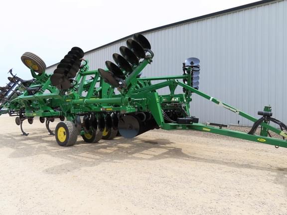 Image of John Deere 2730 equipment image 2