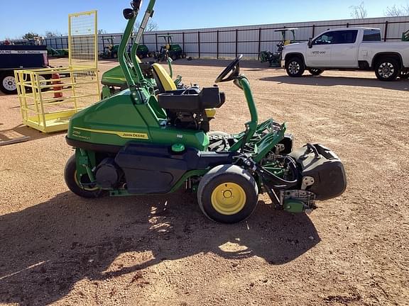 Image of John Deere 2750 equipment image 3