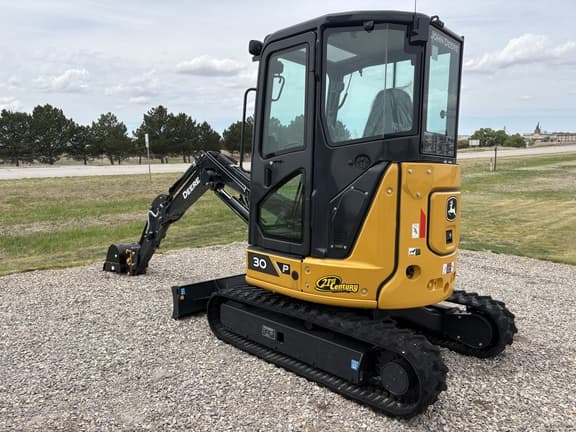 Image of John Deere 30P equipment image 1