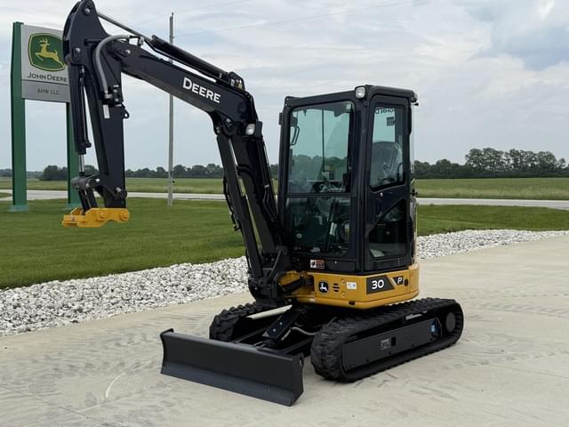 Image of John Deere 30P equipment image 1