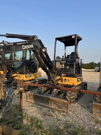 Image of John Deere 30P equipment image 1