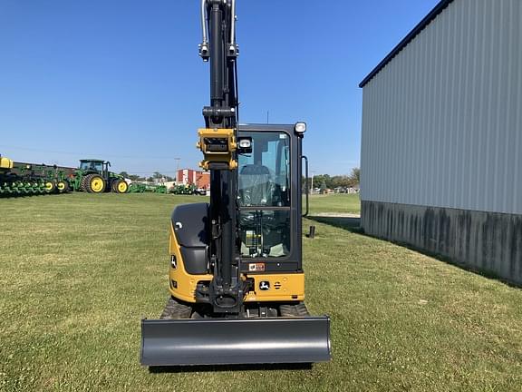 Image of John Deere 30P equipment image 1