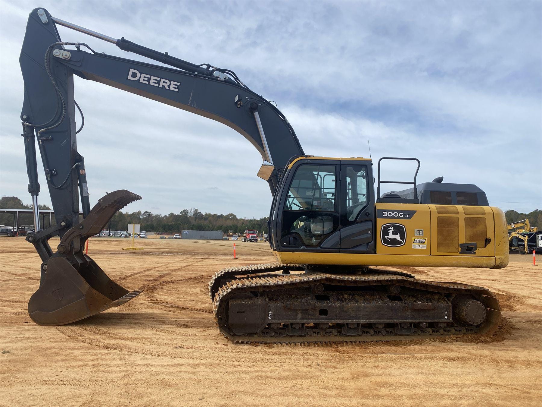 Main image John Deere 300G LC
