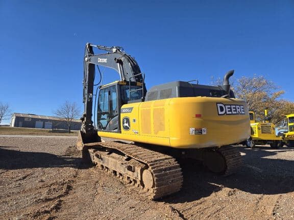Image of John Deere 300G LC equipment image 2