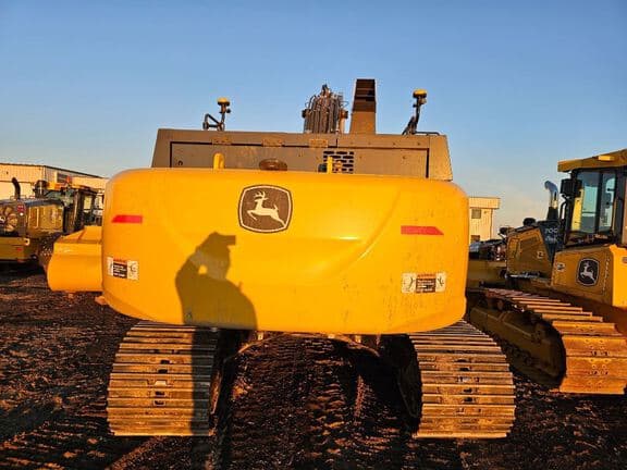 Image of John Deere 300P equipment image 3