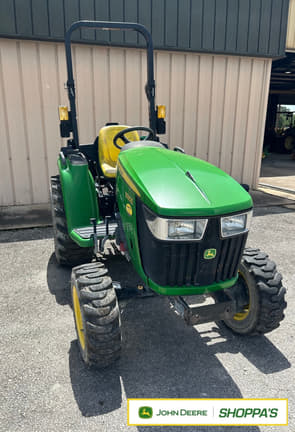 Image of John Deere 3025E equipment image 4