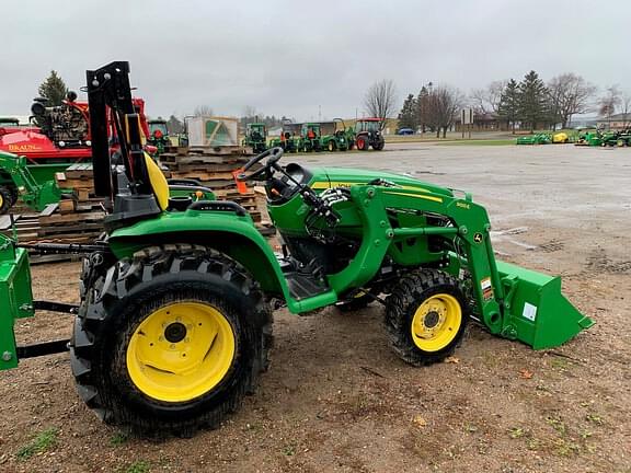 Image of John Deere 3025E equipment image 3