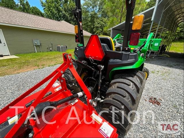 Image of John Deere 3025E equipment image 1