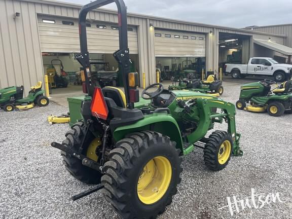 Image of John Deere 3025E equipment image 3