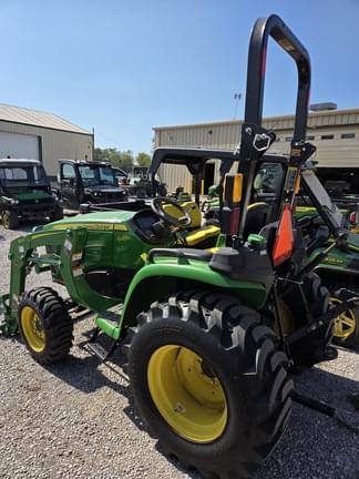Image of John Deere 3025E equipment image 2