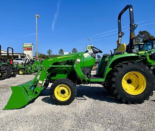 Image of John Deere 3025E equipment image 1