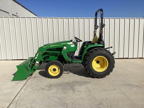 Main image John Deere 3025E