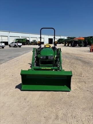 Image of John Deere 3025E equipment image 1