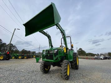 Main image John Deere 3025E
