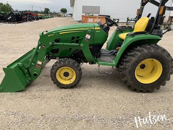 Image of John Deere 3025E equipment image 3