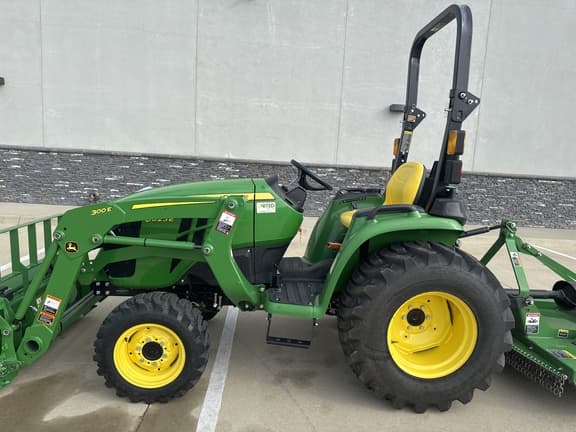 Image of John Deere 3025E equipment image 2