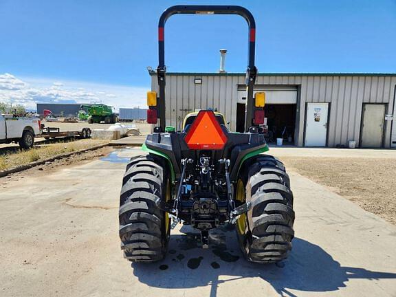 Image of John Deere 3025E equipment image 3