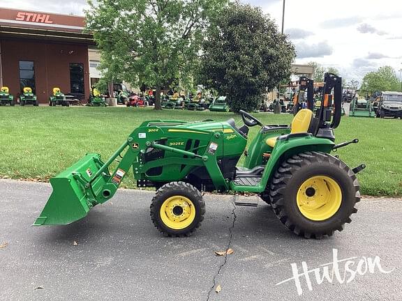 Image of John Deere 3025E equipment image 3