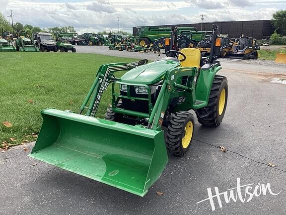 Image of John Deere 3025E equipment image 2