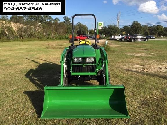 Image of John Deere 3025E equipment image 4