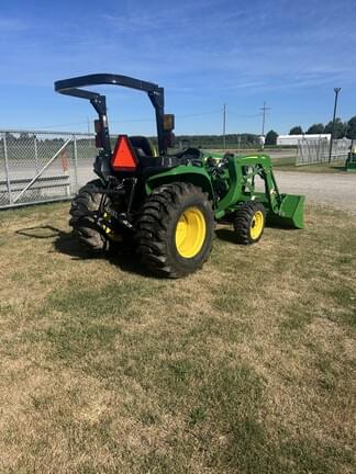 Image of John Deere 3025E equipment image 1