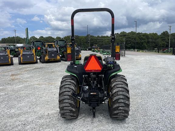 Image of John Deere 3025E equipment image 2