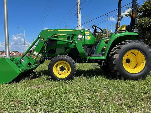 Image of John Deere 3025E equipment image 1