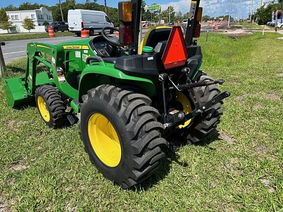 Image of John Deere 3025E equipment image 2