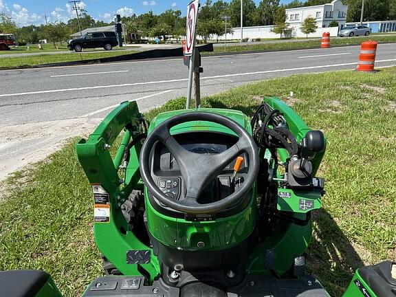 Image of John Deere 3025E equipment image 3