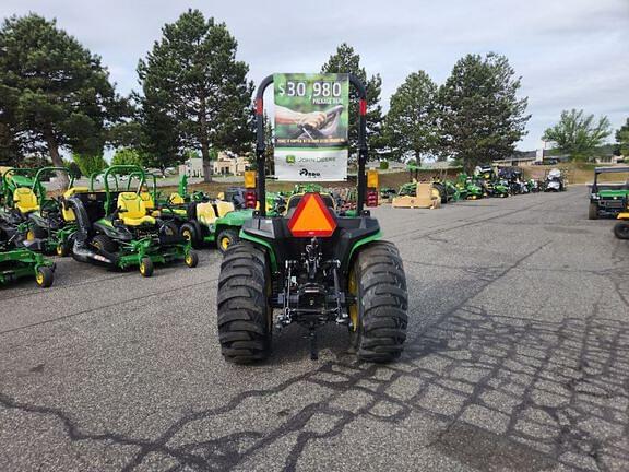 Image of John Deere 3025E equipment image 3