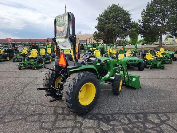 Image of John Deere 3025E equipment image 4