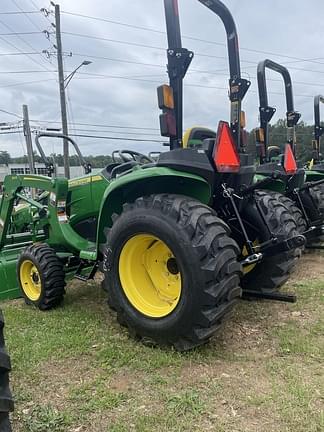 Image of John Deere 3025E equipment image 2