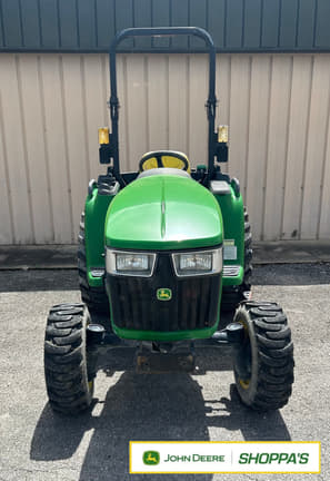 Image of John Deere 3025E equipment image 1