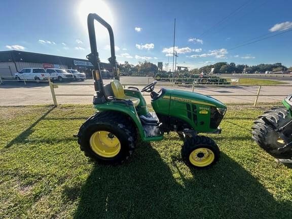 Image of John Deere 3025E Primary image