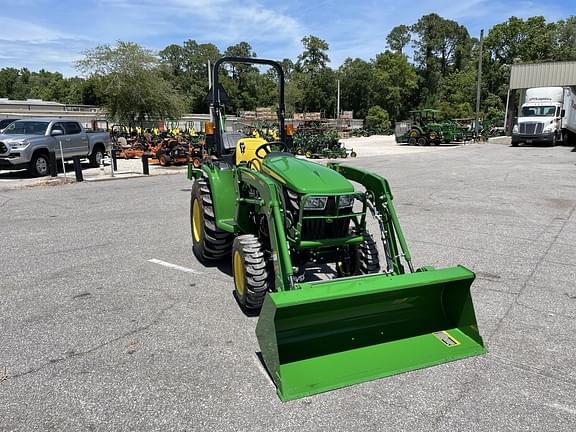 Image of John Deere 3025E equipment image 2