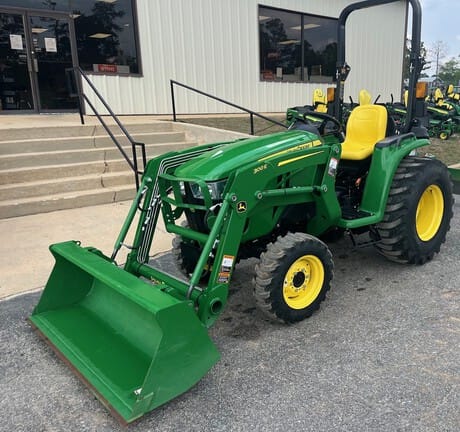 2023 John Deere 3025E Equipment Image0