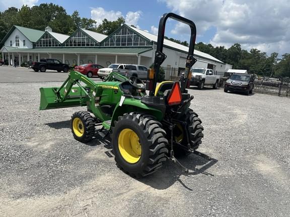 Image of John Deere 3025E equipment image 3